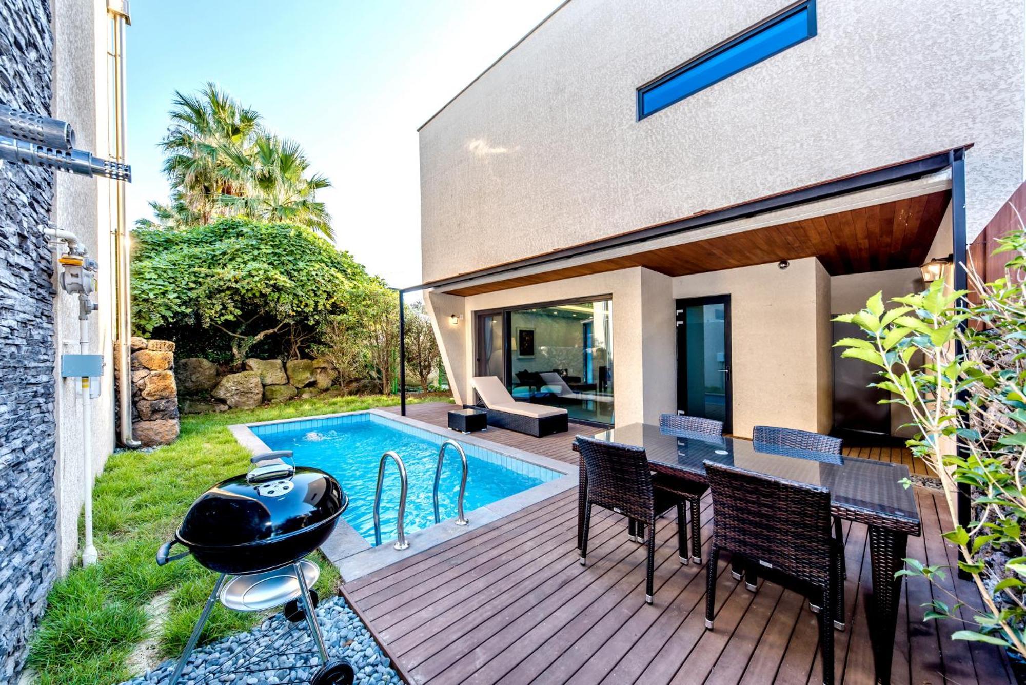 Arts Spa&Poolvilla Jeju Exterior photo