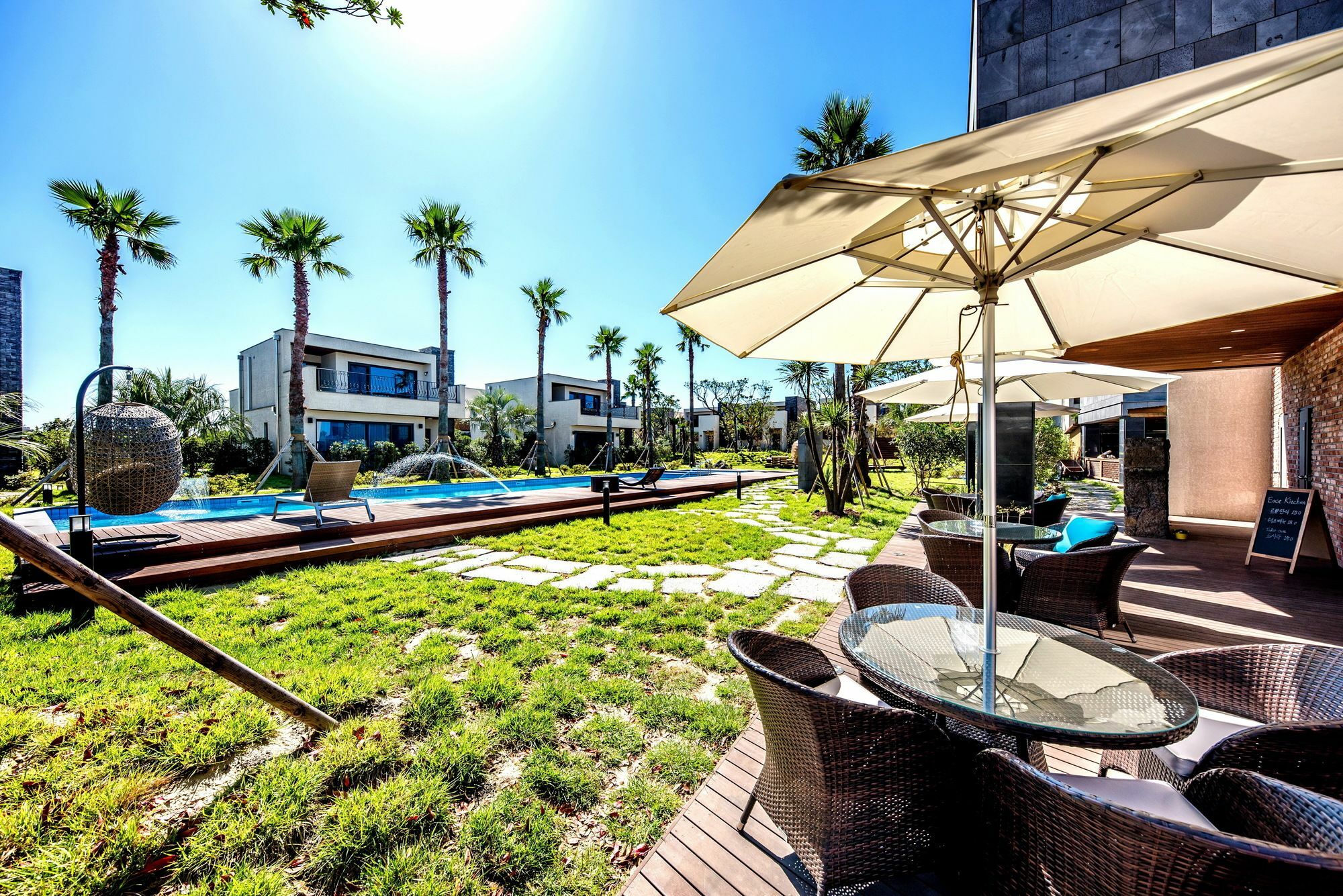 Arts Spa&Poolvilla Jeju Exterior photo